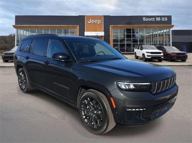 2023 Jeep Grand Cherokee GRAND CHEROKEE L SUMMIT RESERVE 4X4