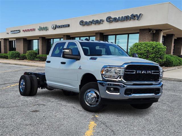 2024 RAM Ram 3500 Chassis Cab RAM 3500 TRADESMAN CREW CAB CHASSIS 4X4 60 CA