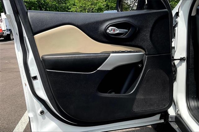 Used 2017 Jeep Cherokee For Sale in Olive Branch, MS