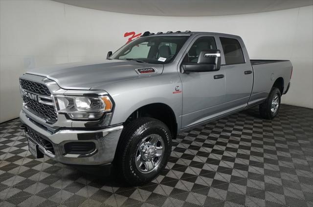 2024 RAM Ram 3500 RAM 3500 TRADESMAN CREW CAB 4X4 8 BOX