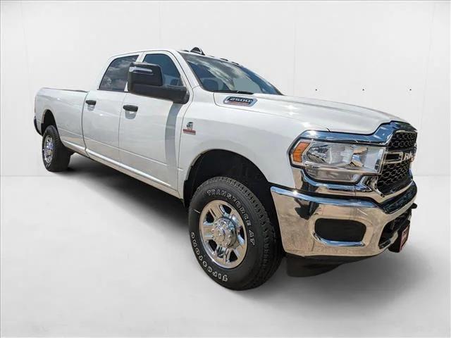 2024 RAM Ram 2500 RAM 2500 TRADESMAN CREW CAB 4X4 8 BOX