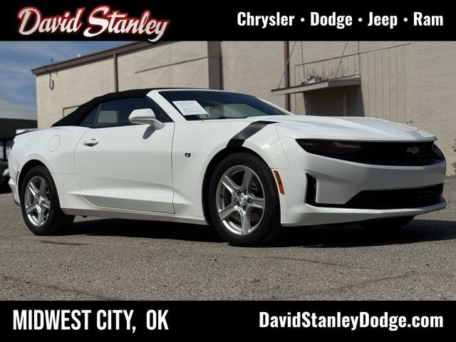 2022 Chevrolet Camaro RWD Convertible 2LT