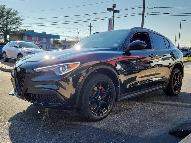 2022 Alfa Romeo Stelvio Sprint AWD 2022 Alfa Romeo Stelvio Sprint AWD