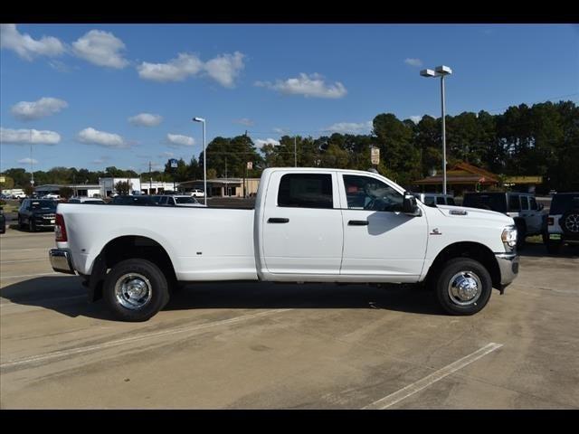 2024 RAM Ram 3500 RAM 3500 TRADESMAN CREW CAB 4X4 8 BOX