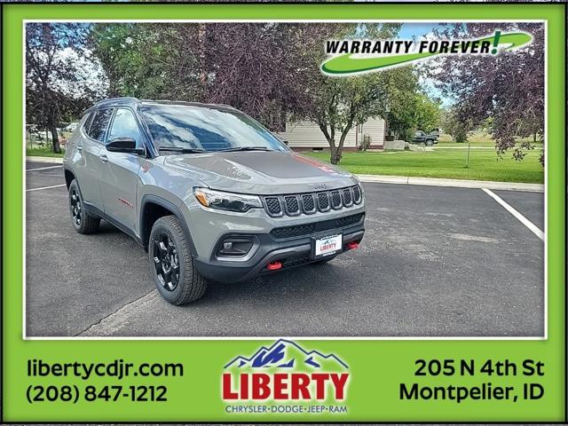 2024 Jeep Compass COMPASS TRAILHAWK 4X4