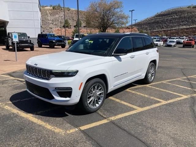 2024 Jeep Grand Cherokee GRAND CHEROKEE SUMMIT 4X4