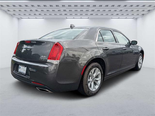 2023 Chrysler Chrysler 300 300 TOURING