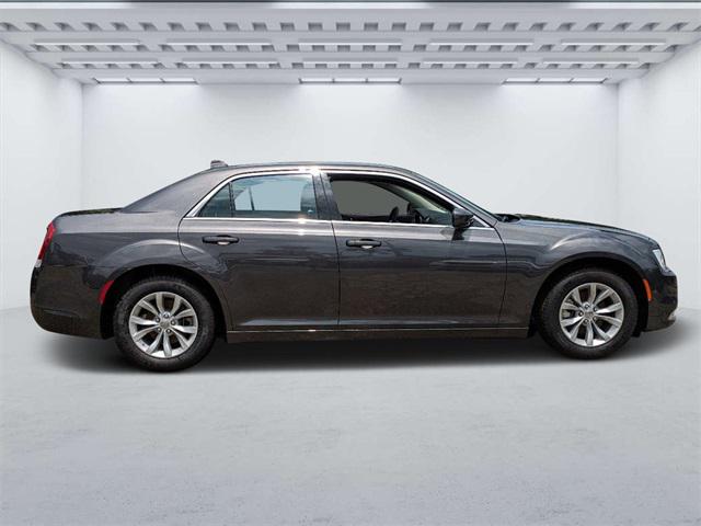 2023 Chrysler Chrysler 300 300 TOURING