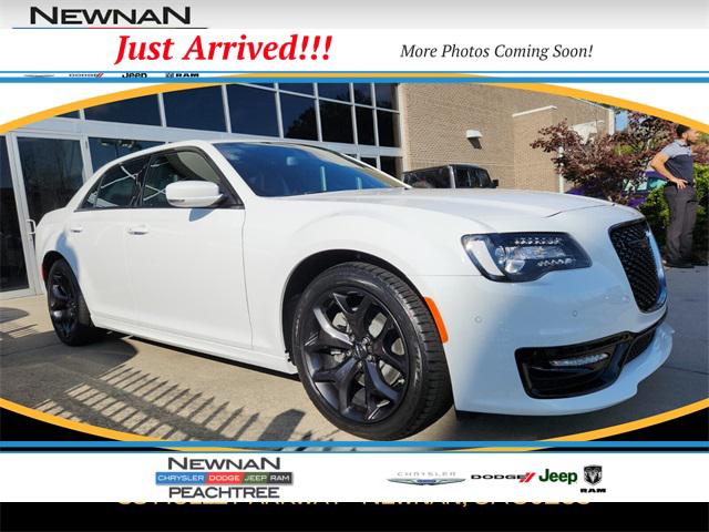 2023 Chrysler Chrysler 300 300S V8