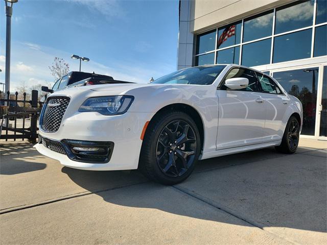 2023 Chrysler Chrysler 300 300S V8