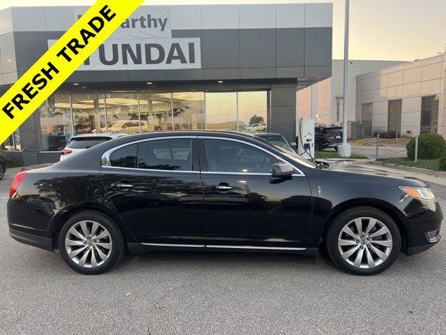 2015 Lincoln MKS Base