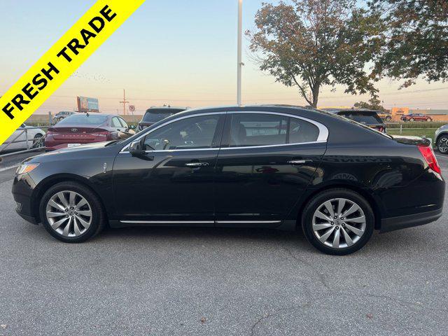 2015 Lincoln MKS Base