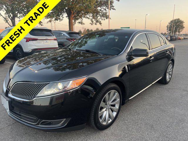 2015 Lincoln MKS Base