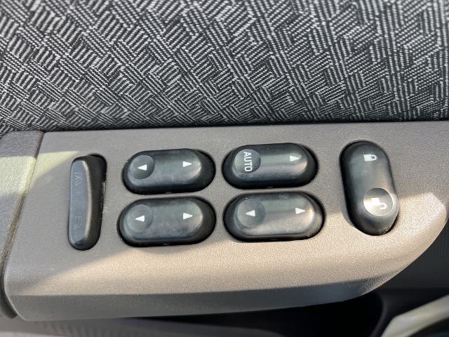 2002 Ford Explorer XLS