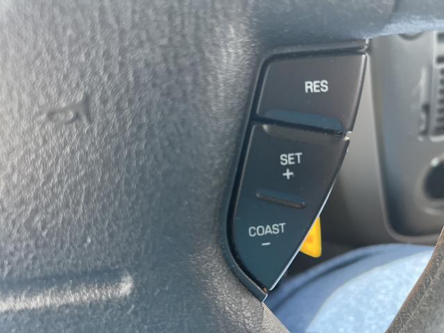 2002 Ford Explorer XLS