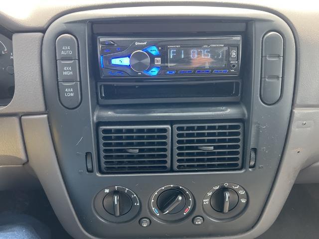 2002 Ford Explorer XLS