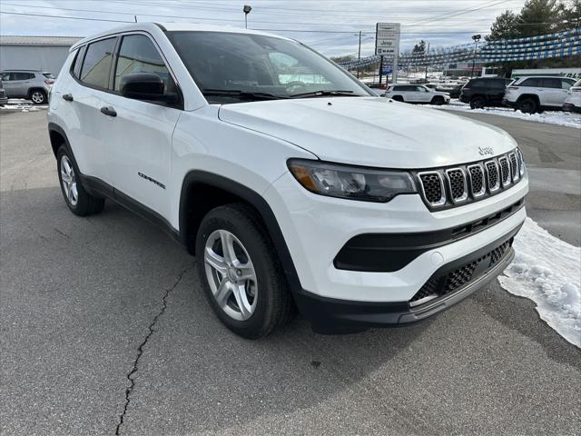 2024 Jeep Compass COMPASS LATITUDE 4X4