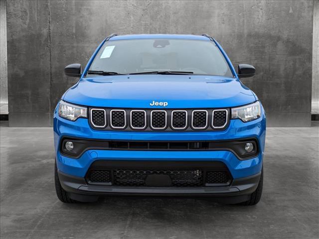 2024 Jeep Compass COMPASS LATITUDE 4X4