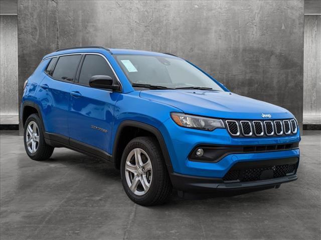 2024 Jeep Compass COMPASS LATITUDE 4X4