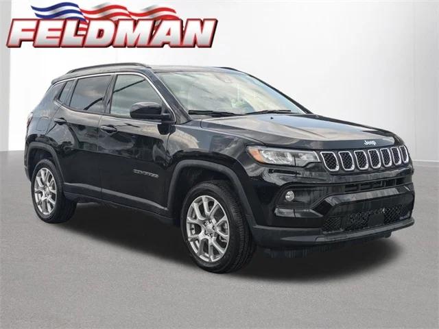 2024 Jeep Compass COMPASS LATITUDE LUX 4X4