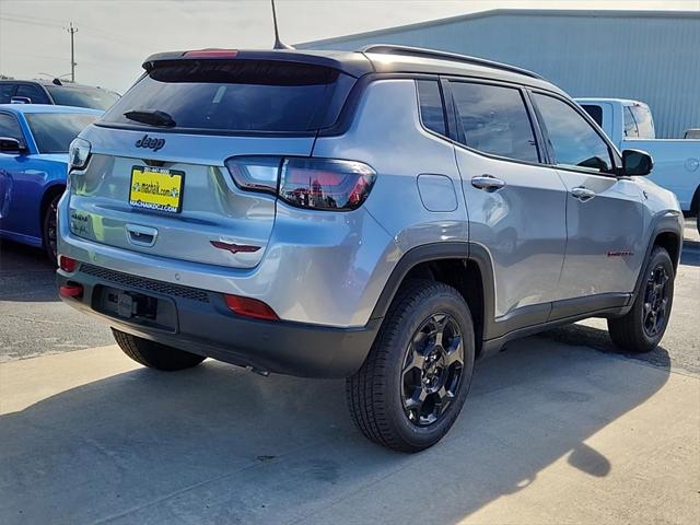 2024 Jeep Compass COMPASS TRAILHAWK 4X4