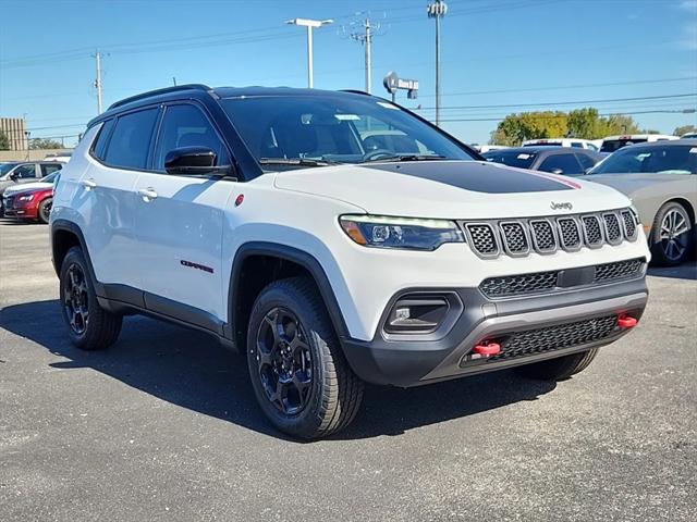 2024 Jeep Compass COMPASS TRAILHAWK 4X4