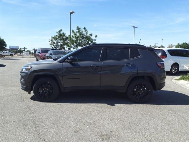 2024 Jeep Compass COMPASS LATITUDE 4X4