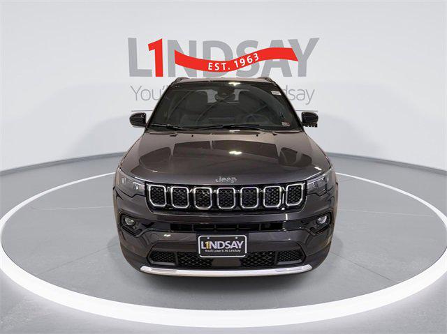 2024 Jeep Compass COMPASS LIMITED 4X4