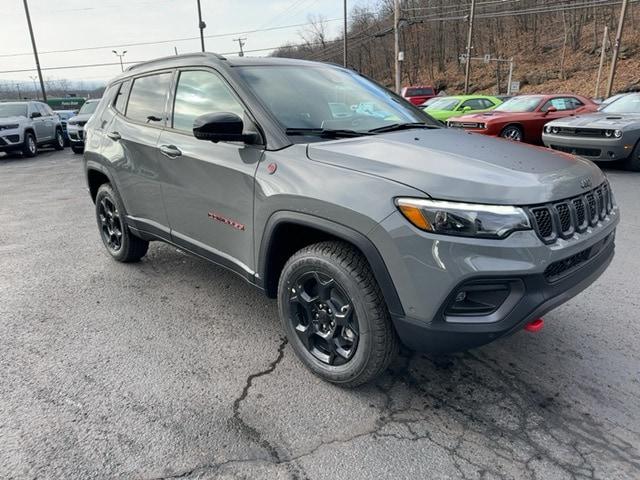 2024 Jeep Compass COMPASS TRAILHAWK 4X4