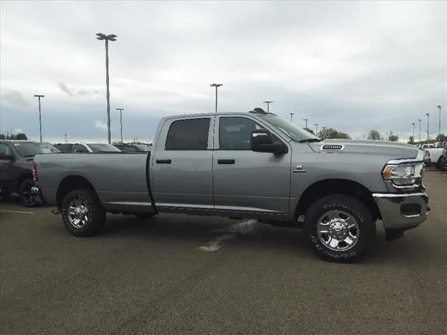 2024 RAM Ram 2500 RAM 2500 TRADESMAN CREW CAB 4X4 8 BOX