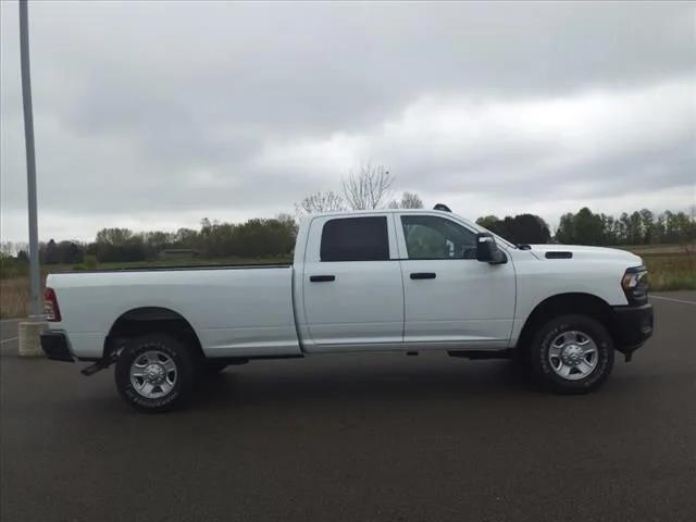 2024 RAM Ram 2500 RAM 2500 TRADESMAN CREW CAB 4X4 8 BOX