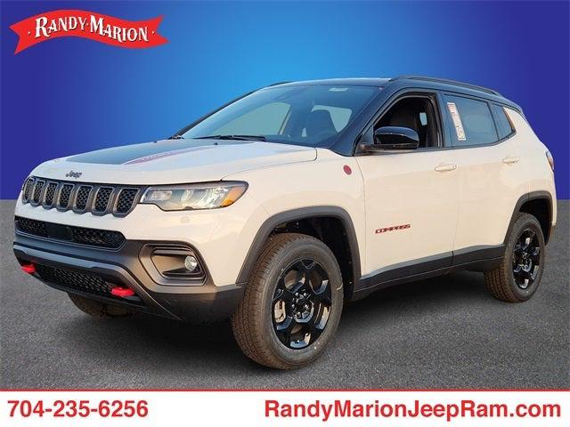 2024 Jeep Compass COMPASS TRAILHAWK 4X4