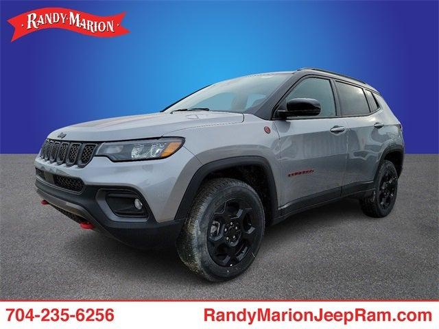 2024 Jeep Compass COMPASS TRAILHAWK 4X4