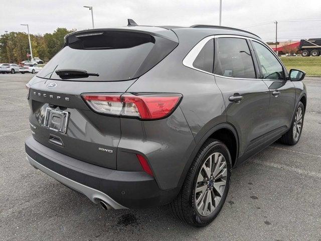 2022 Ford Escape Titanium