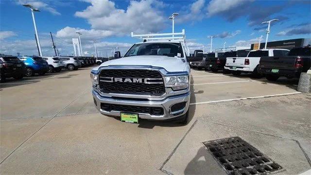 2024 RAM Ram 3500 RAM 3500 TRADESMAN CREW CAB 4X4 8 BOX