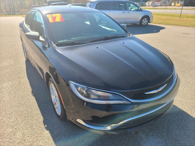 2017 Chrysler 200 Touring