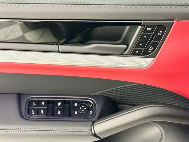2024 Porsche Cayenne AWD