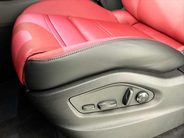 2024 Porsche Cayenne AWD