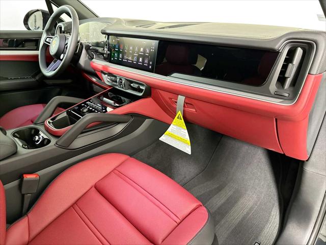 2024 Porsche Cayenne AWD