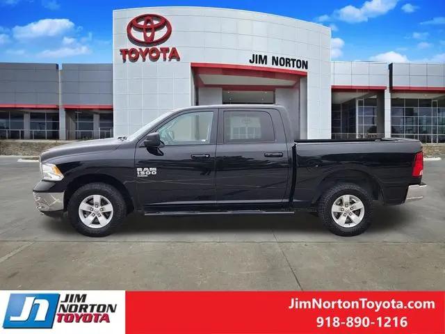 2021 Ram 1500 SLT Crew Cab 4x4 5'7" Box