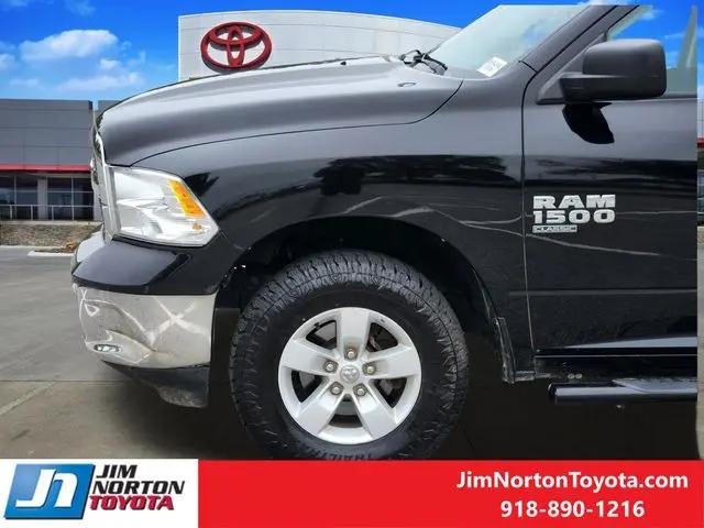 2021 Ram 1500 SLT Crew Cab 4x4 5'7" Box