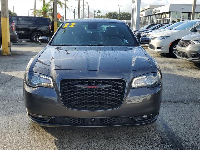 2022 Chrysler 300 300 S