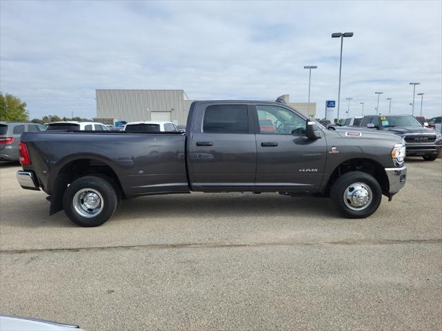 2024 RAM Ram 3500 RAM 3500 BIG HORN CREW CAB 4X4 8 BOX