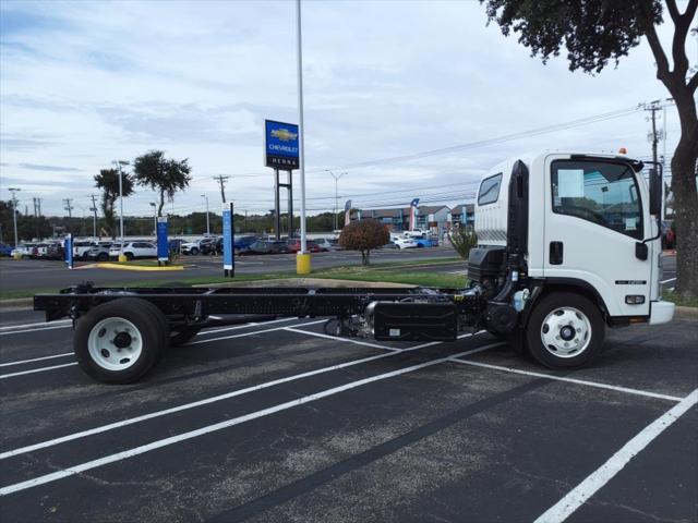 2024 Isuzu NRR Unknown