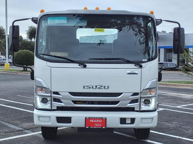 2024 Isuzu NRR Unknown