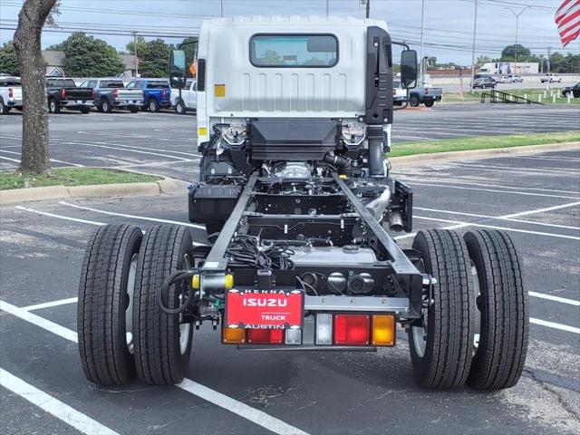 2024 Isuzu NRR Unknown