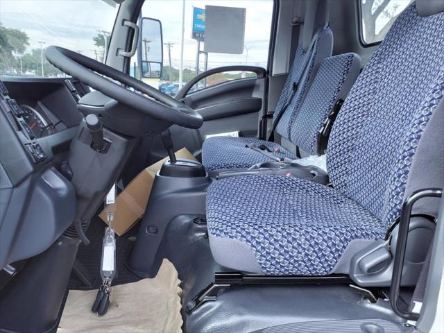 2024 Isuzu NRR Unknown