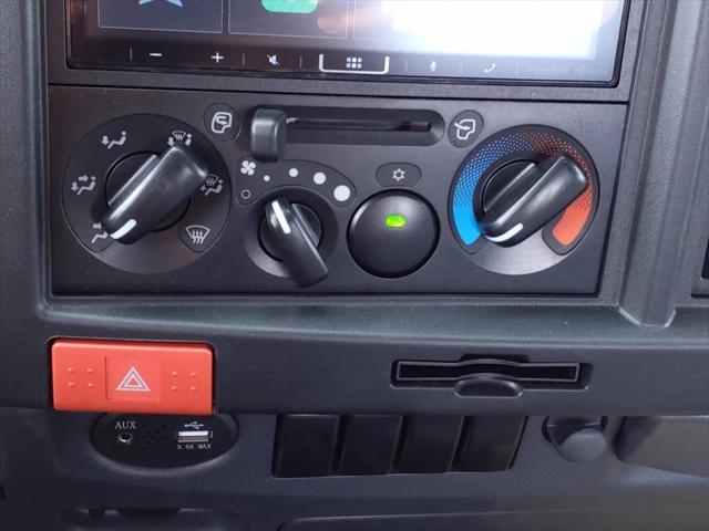 2024 Isuzu NRR Unknown