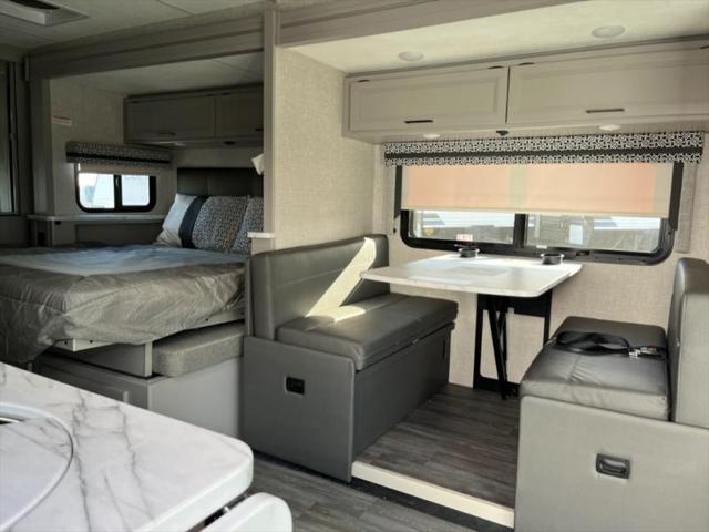 2024 Ford Transit Cutaway Unknown