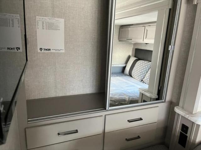 2024 Ford Transit Cutaway Unknown
